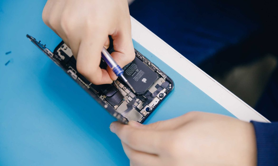 iPhone Repair Dubai